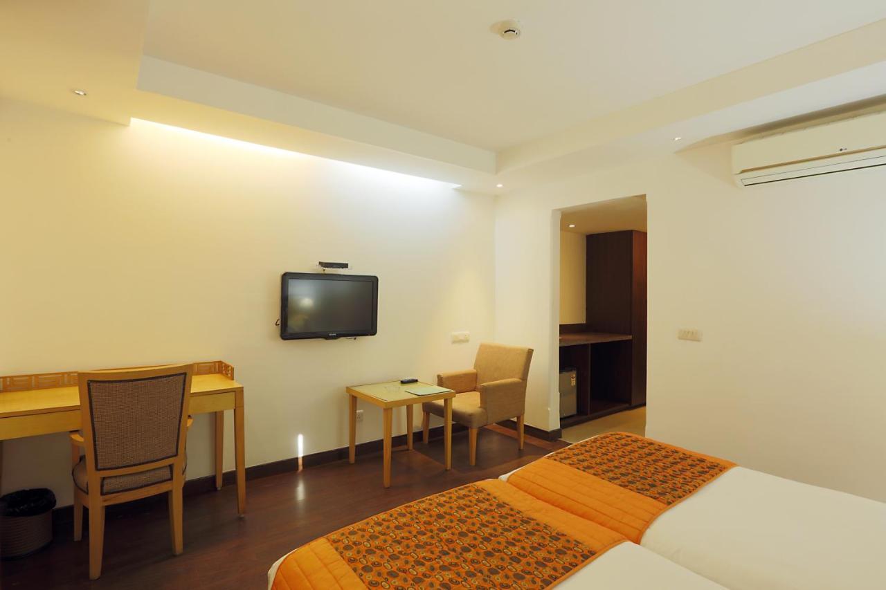 Hotel Arch Plaza - Near Yashobhoomi Convention Centre Dwarka Нью-Делі Екстер'єр фото