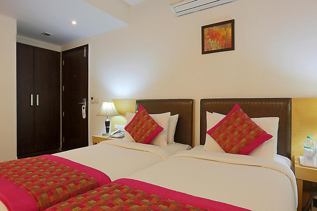 Hotel Arch Plaza - Near Yashobhoomi Convention Centre Dwarka Нью-Делі Екстер'єр фото
