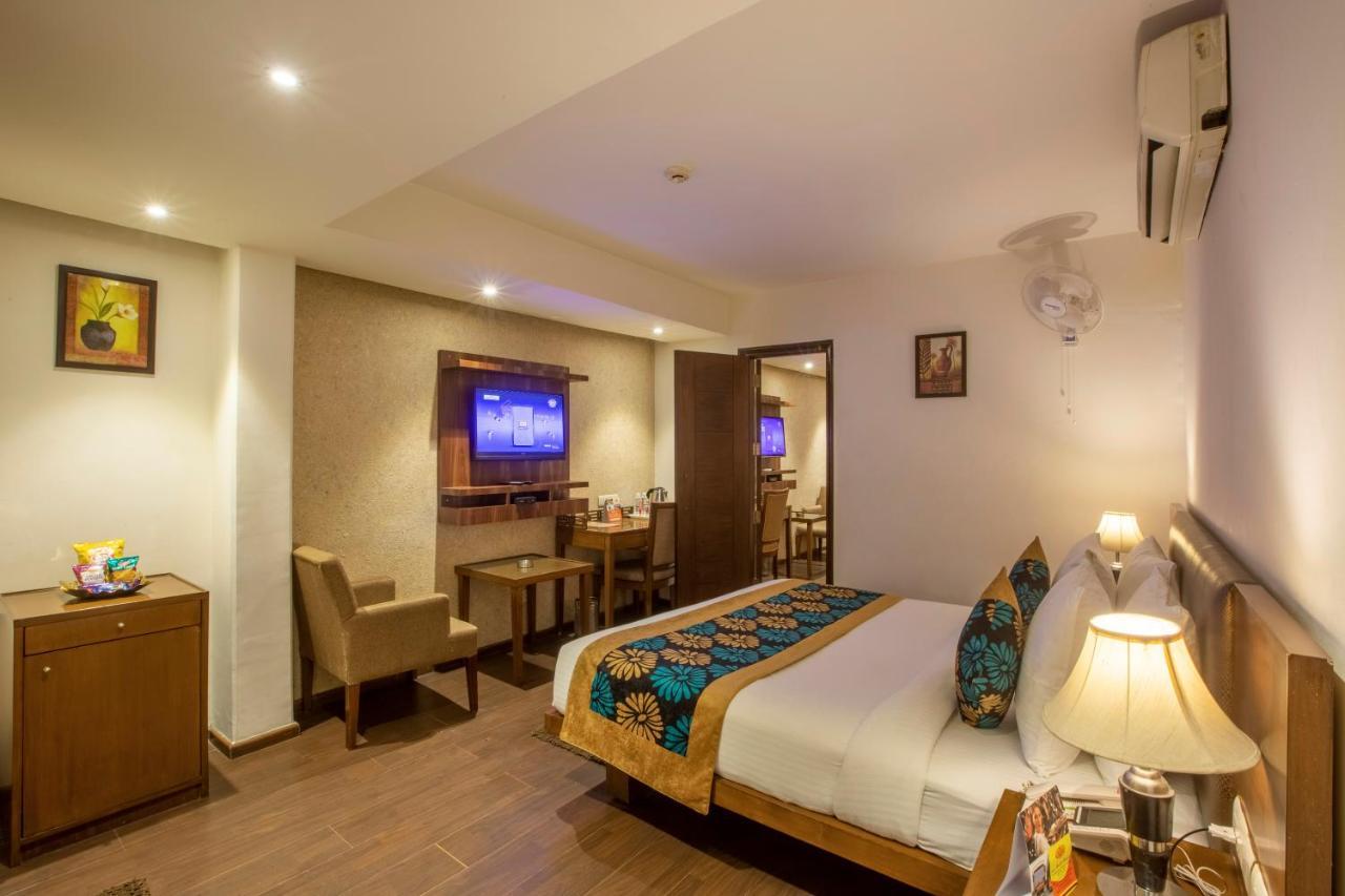 Hotel Arch Plaza - Near Yashobhoomi Convention Centre Dwarka Нью-Делі Екстер'єр фото