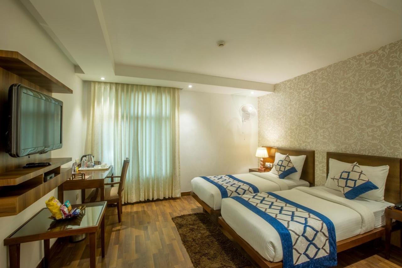 Hotel Arch Plaza - Near Yashobhoomi Convention Centre Dwarka Нью-Делі Екстер'єр фото